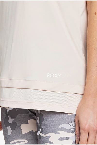 фото Женская спортивная футболка lost in love roxy