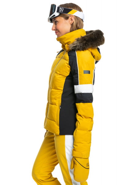 фото Сноубордическая куртка snowblizzard roxy